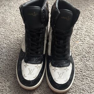 Louis Vuitton Monogram Black and White Sneakers